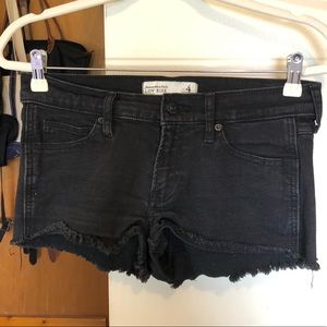 Abercrombie Black Jean Short Shorts Size 4